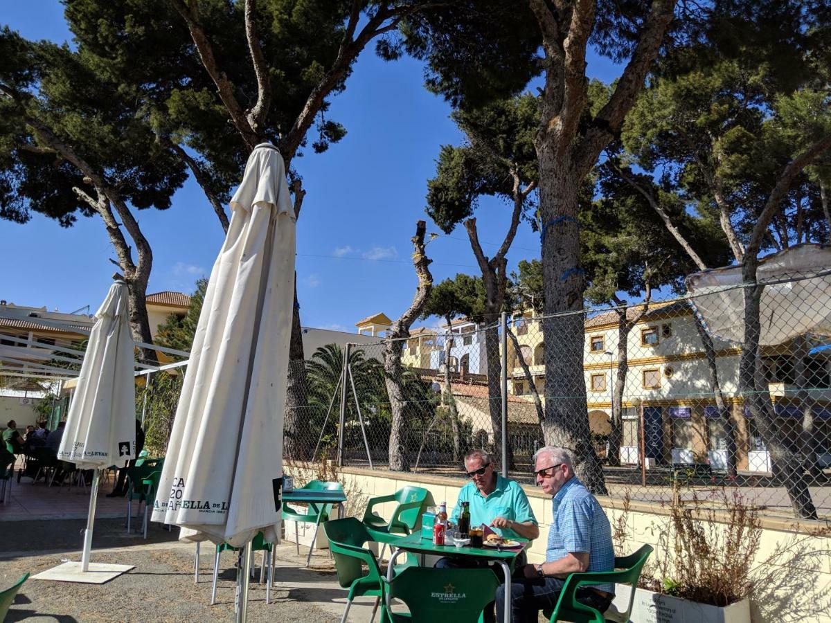 Beautiful 1 Bedroom Apartment In Roda, Los Alcazares. Larger Than Average. Eksteriør billede